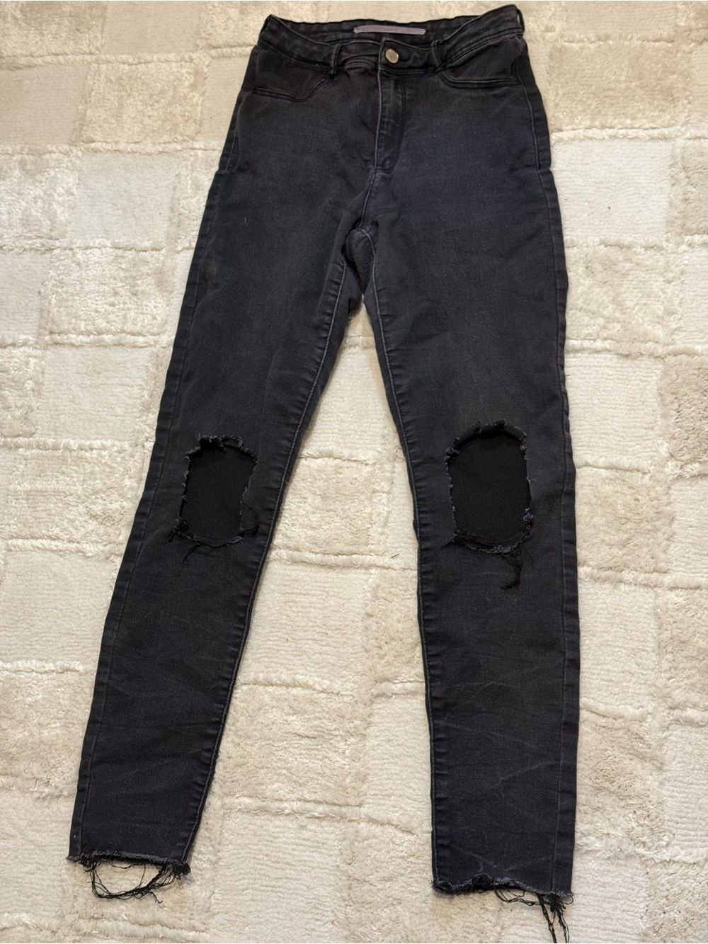 Zara Women’s Black Ripped Distressed Skinny Jeans size 00